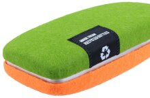 Zweifarbiges Hartschalen-Brillenetui Riga in Orange-Grün aus nachhaltigem Filz aus PET-Flaschen
