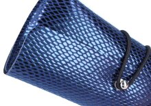 Glänzende Clutch / Taschenetui in Dunkelblau mit...