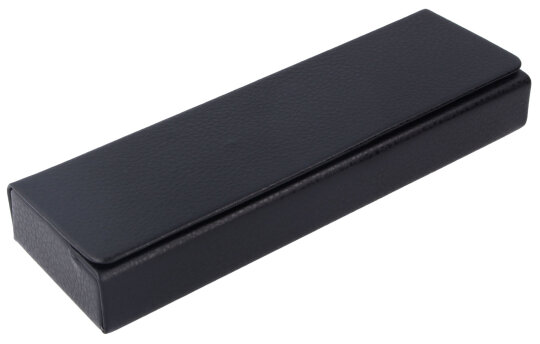 Elegantes Etui "MURPHY" mit Magnetverschluss im Lederlook in Schwarz