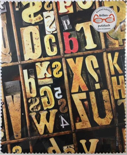 Brillenputztuch / Microfasertuch von Rannenberg & Friends "Lettern"