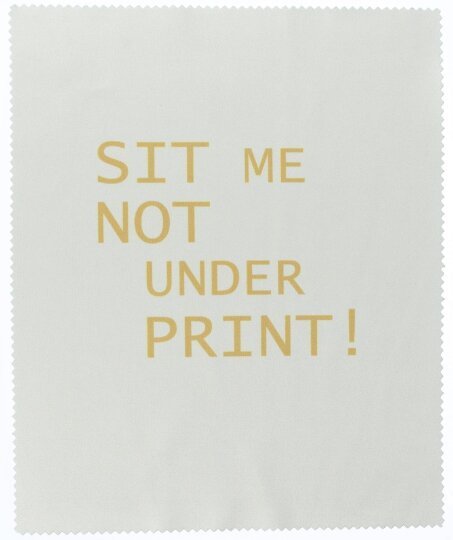 Sit me not under Print! - Hochwertiges Mikrofasertuch mit witzigen "Denglisch" Spruch
