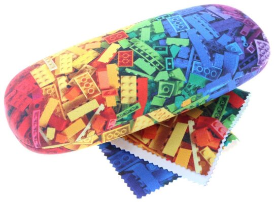 Angesagtes Hartschalenetui für Kinder mit Regenbogen-Lego Motiv und Microfasertuch
