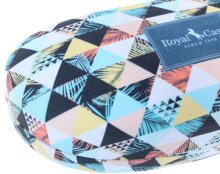 Hellblaues Sonnenbrillen-Hartschalenetui mit weichem Bezug in geometrischem Design