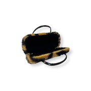 Stylisches Handtaschenetui von Kindler im Safari - Design...