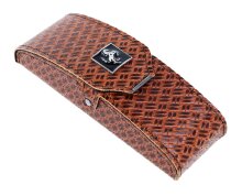 Stilvolles Einsteck-Etui aus hochwertigem Leder in einer...