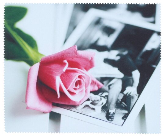 Mikrofasertuch zur Brillenreinigung Motiv Hündchen mit Blumen