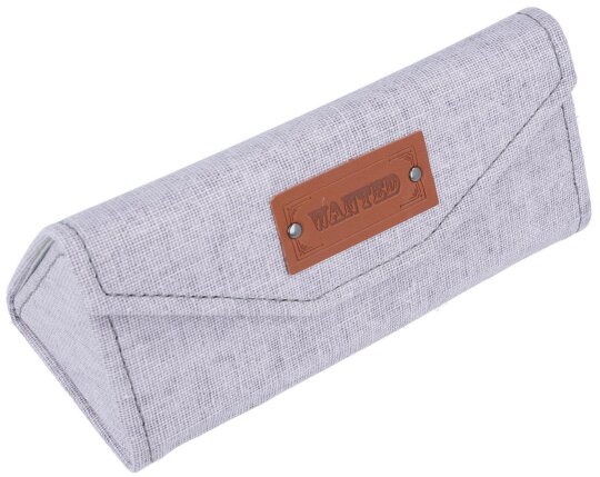 dreieckiges Falt-Brillenetui mit Jeansbezug und WILD STYLE-Logo in flieder