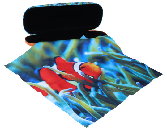 Wunderschönes NEMO-Motivetui mit passendem Microfasertuch
